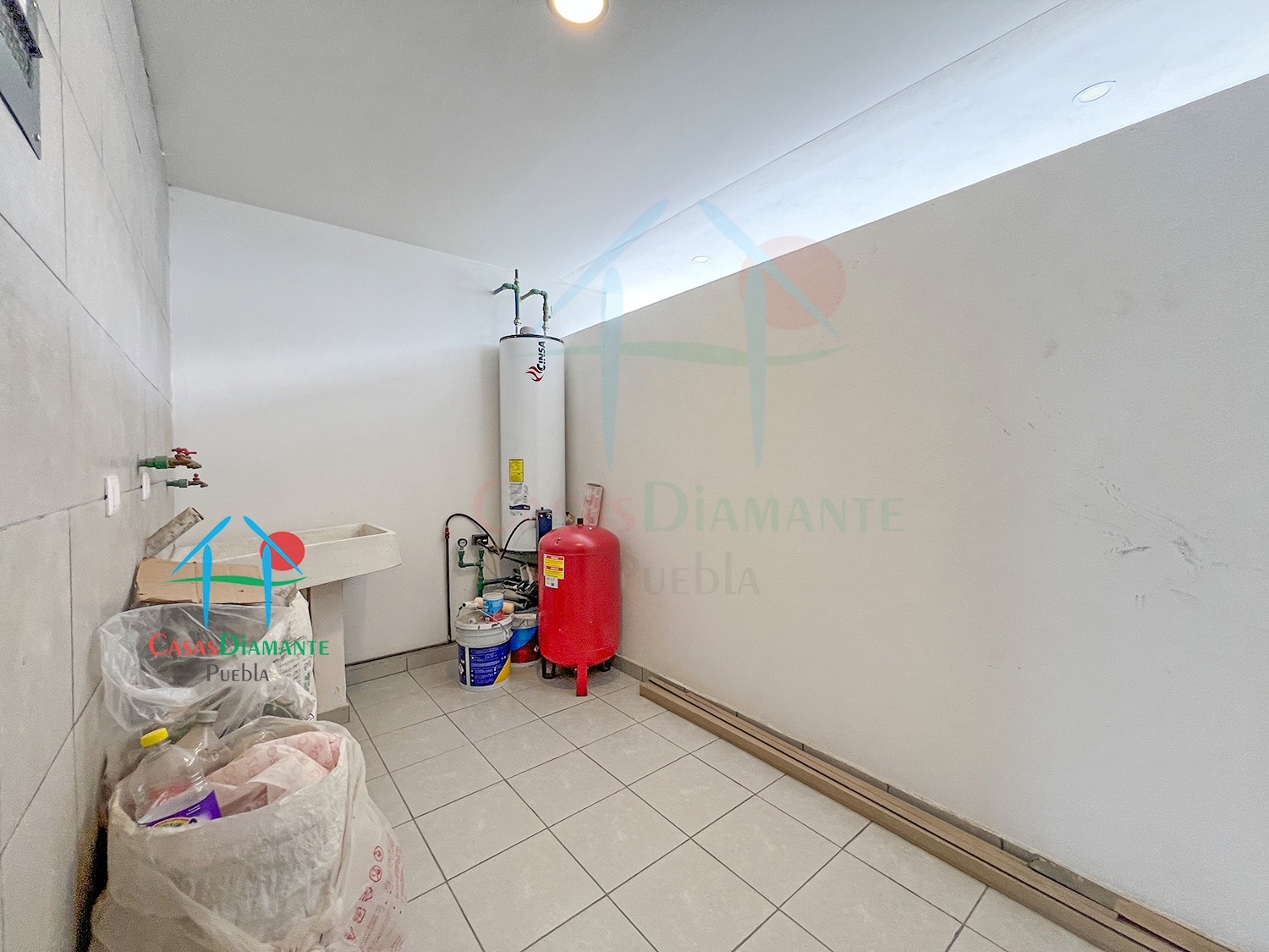 Parque Aguascalientes Casa Hugo EC - Área de servicio 1